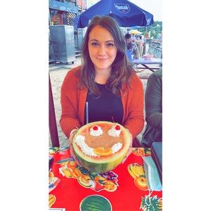 Meet your Posher, Renee